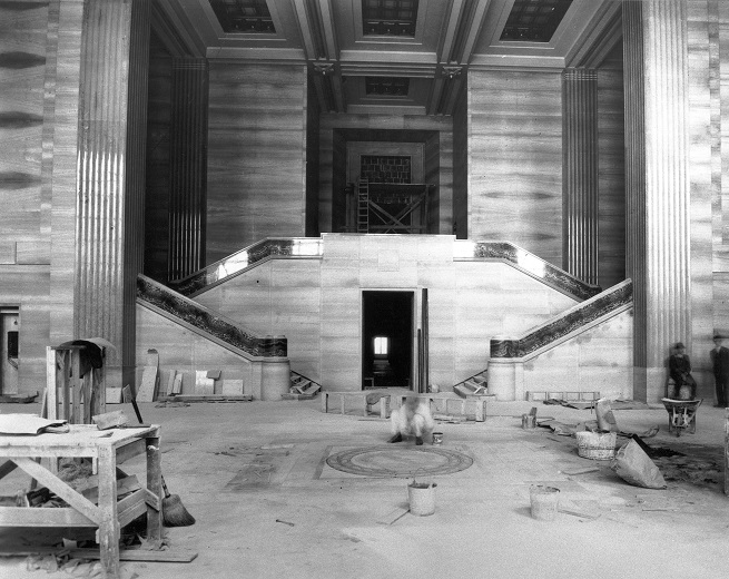 Vue de la Cour suprême du Canada en construction.